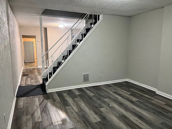 2nd image of 5551 Boyer St
