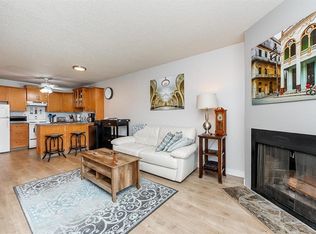 1122 King Albert Ave #307, Coquitlam, BC V3J 1X7