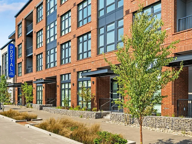 Portal Eugene — Photo 20