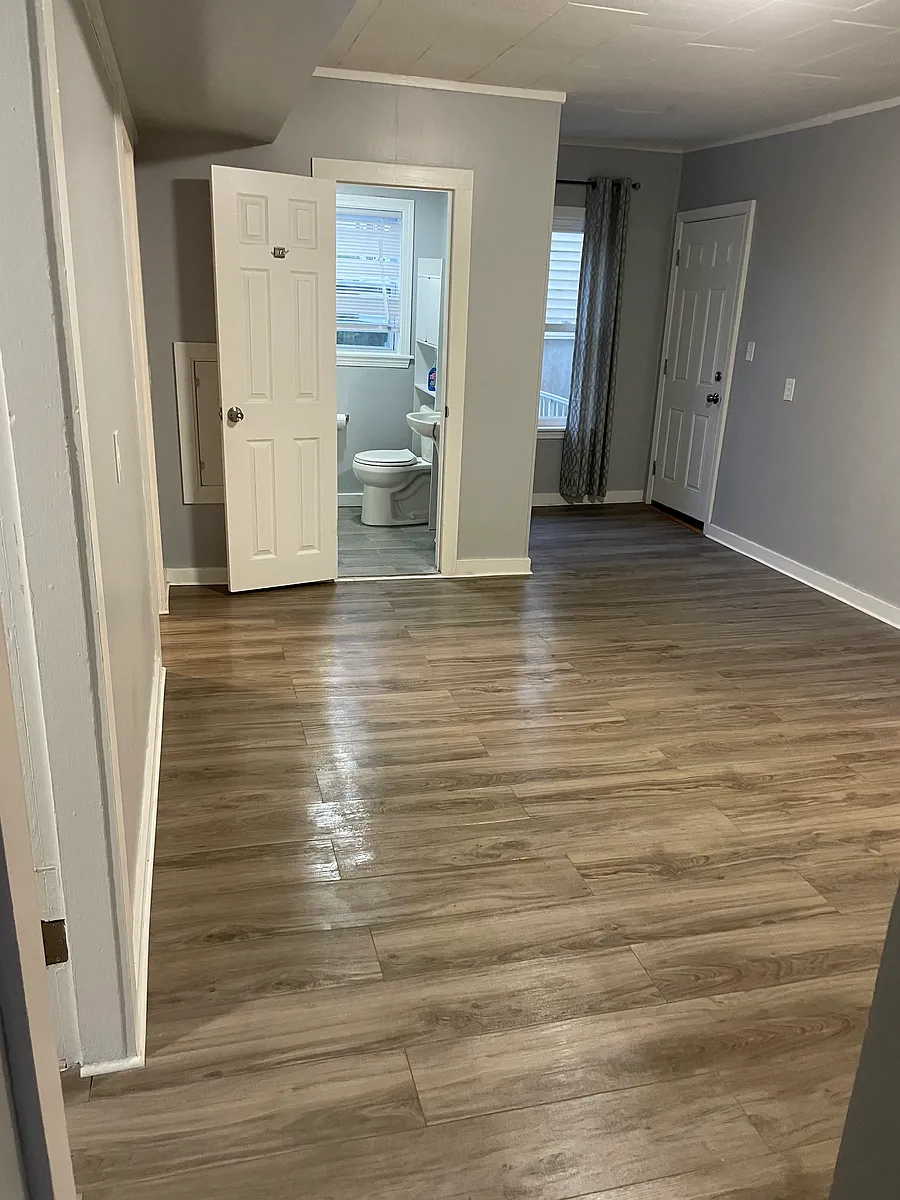 Building Photo - 271 Jencks St #2S