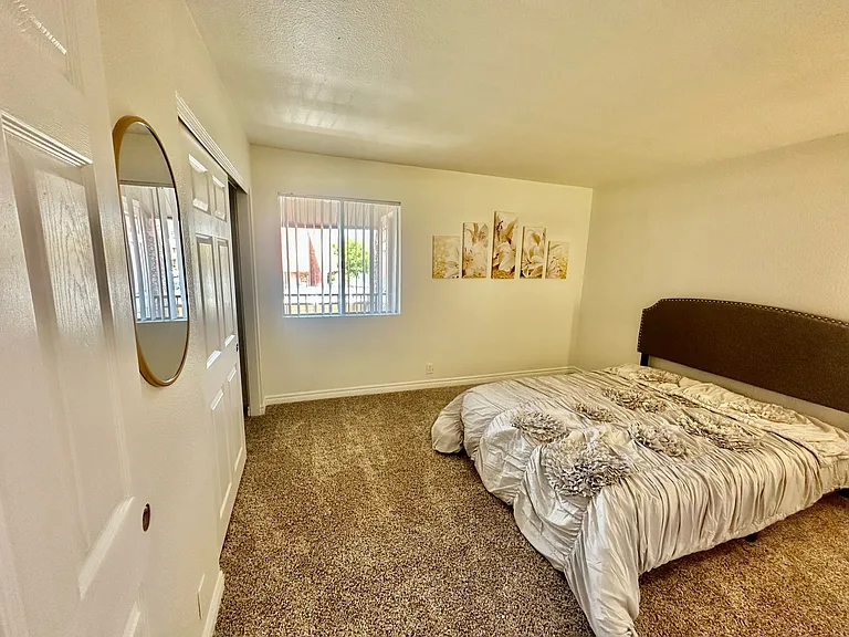 5201 River Glen Dr #166 — Photo 8