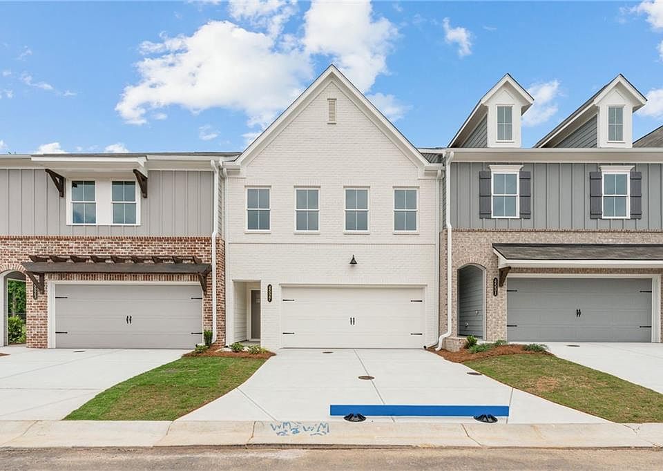 1st image of 4643 Moray Dr