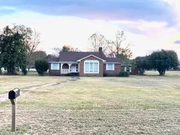 141 School St, Frisco City, AL 36445