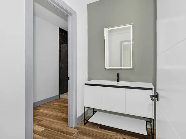 1435 10th Street image 41 of 59