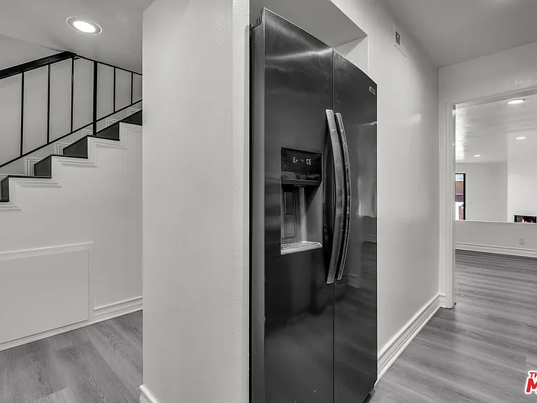 7301 Vista Del Mar Ave #A103 — Photo 20