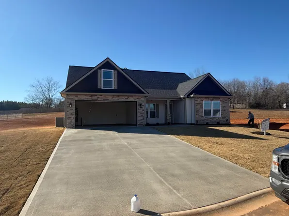 567 Adventure Isla Way, Campobello, SC 29322