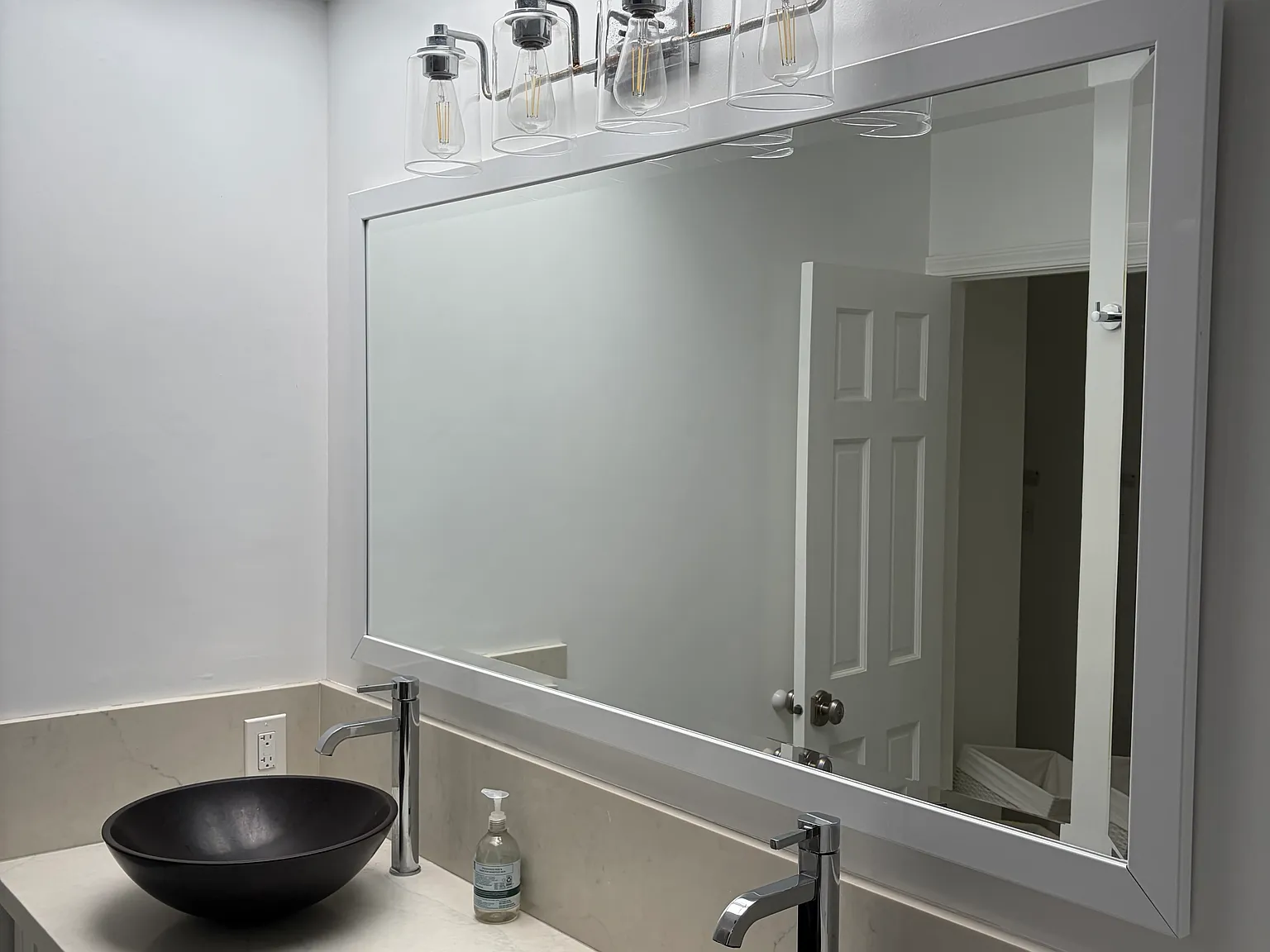1 bed, 1200 sqft, $3,800 — Photo 2