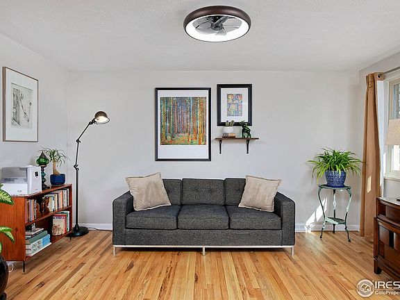 3rd image of 6487 Eaton St