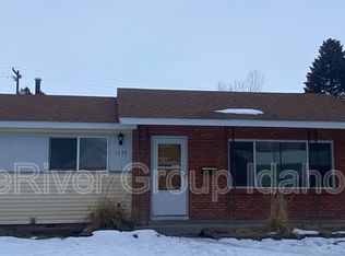 1372 Fairmont Dr, Idaho Falls, ID 83404