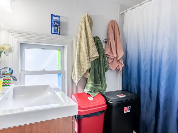 bridgeport-connecticut-2054938373 picture