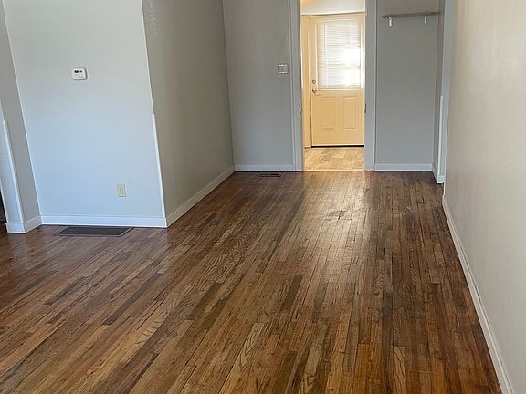 3rd image of 823 S Martinson Ave