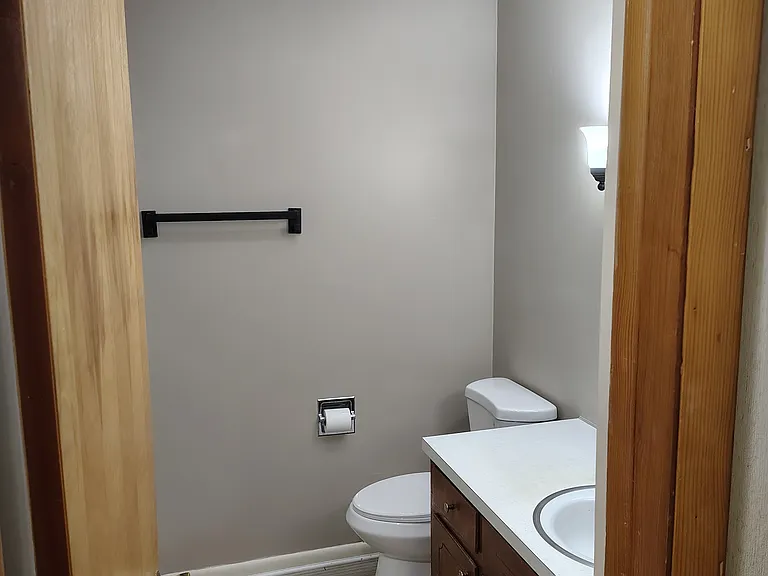 434 Shady Ln — Photo 15