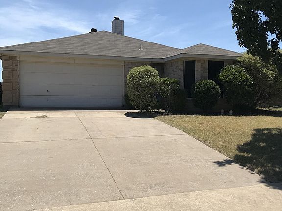2nd image of 318 Lake Texoma Dr