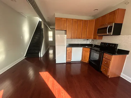 1613 Frankford Ave #3A Photo 1