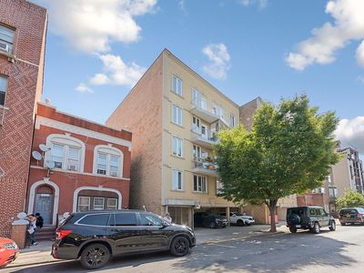 2919 Brighton 8 St #3B, Brooklyn, NY, 11235
