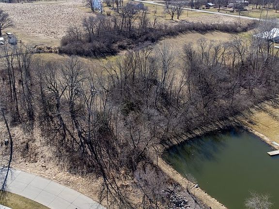 3rd image of 5689 Arbor Lake Dr