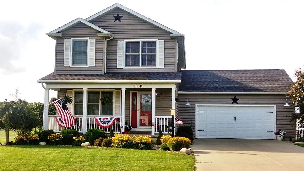 10640 Oriole Ln photo 1