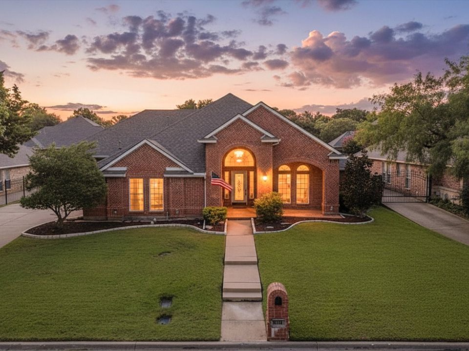 1st image of 1013 Brook Arbor Dr