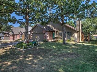 7341 W 36th St, Tulsa, OK 74107