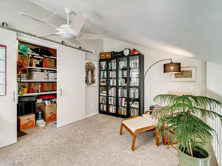 6866 Countryside Ln — Photo 20