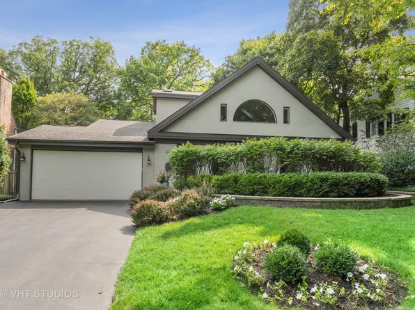 414 Sunset Ln, Glencoe, IL 60022