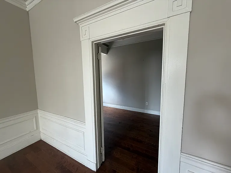 719 Washington Pl #2 — Photo 22