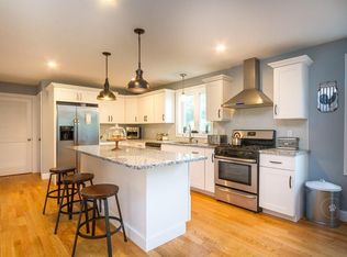 8 Wildberry Way, Westport, MA 02790