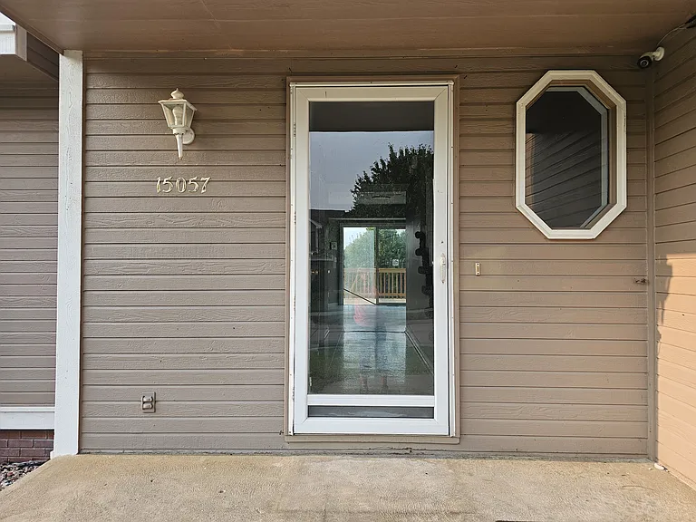 15057 Emmet St — Photo 2