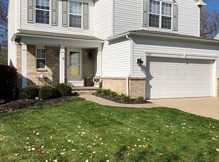 2327 Becket Cir, Stow, OH 44224