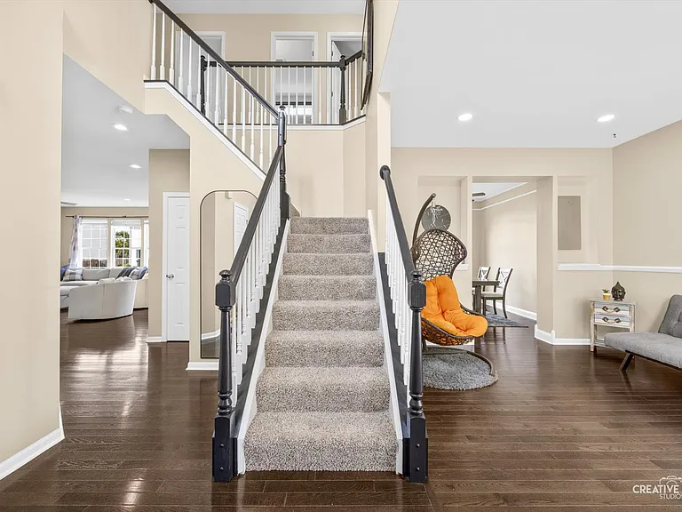 1445 Waterside Dr — Photo 4