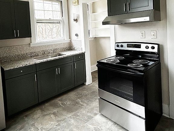 3rd image of 3450 Boudinot Ave #1