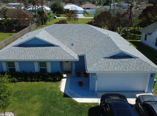 5425 NW Edgewater Avenue, Port St Lucie, FL 34983