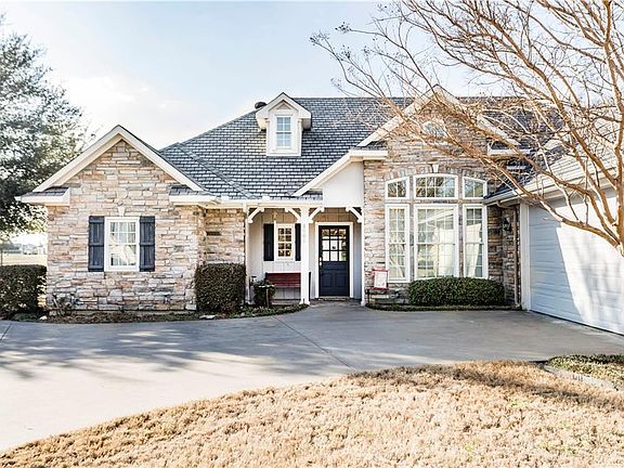2nd image of 1008 Hoylake Ct