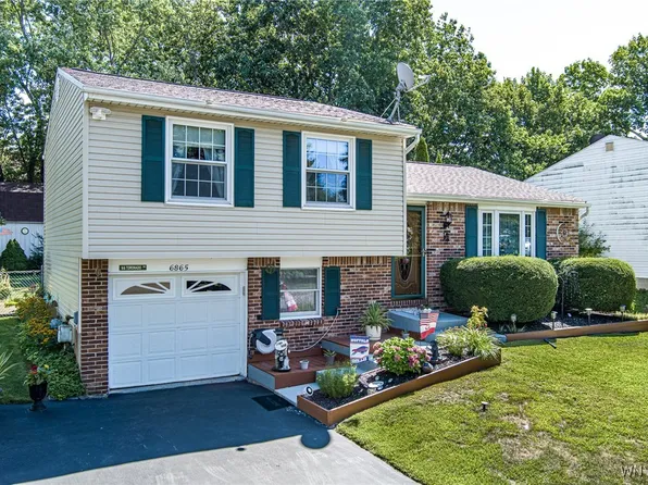 6865 Minuteman Trl, Derby, NY 14047