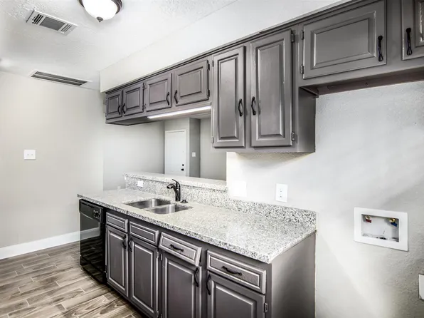 7426 Aljean Ln, Deer Park, TX 77536