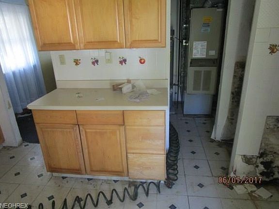 5th image of 27080 Drakefield Ave