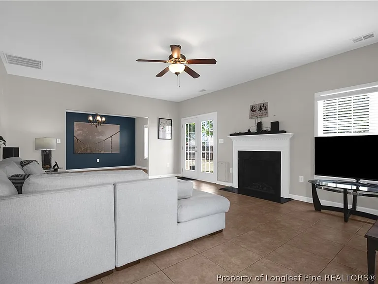 1500 Seabiscuit Dr — Photo 5