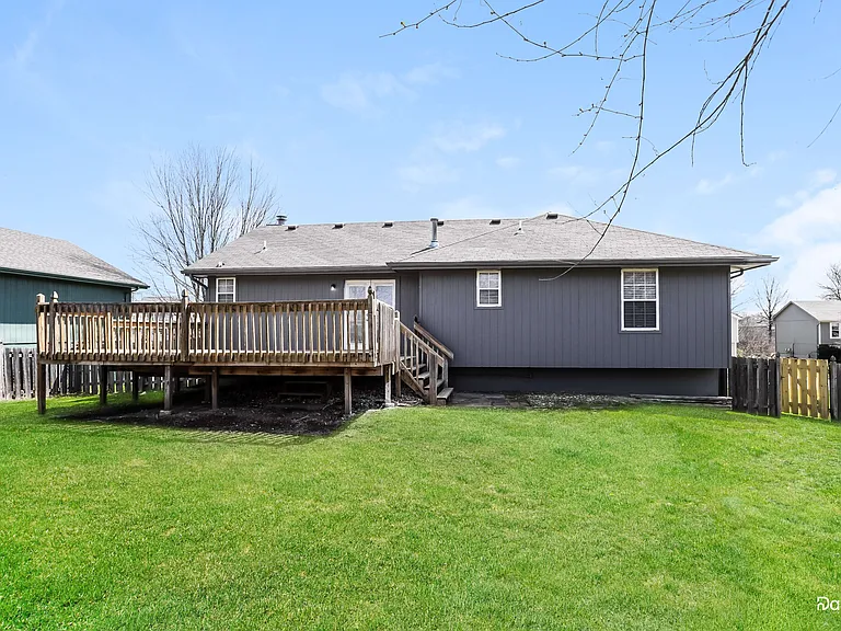 204 S Darrowby Dr — Photo 14