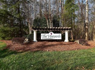 6799 Bronco Ln, Summerfield, NC 27358