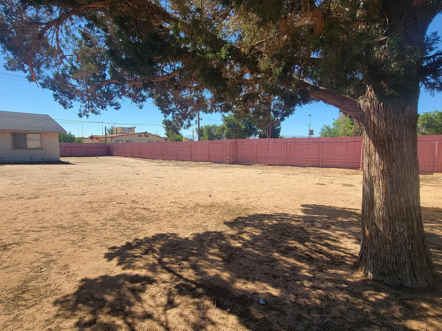 13521 Navajo Rd — Photo 4