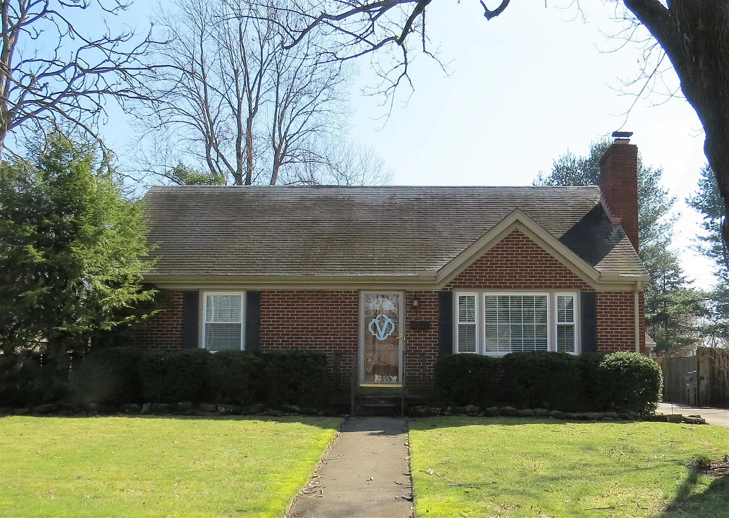 1820 Yorktown Rd photo 1