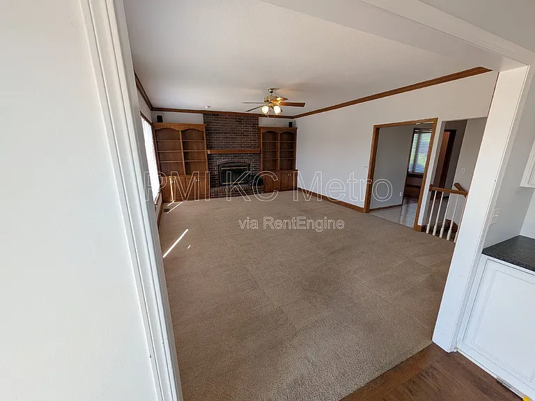 3905 SW 14th St — Photo 44