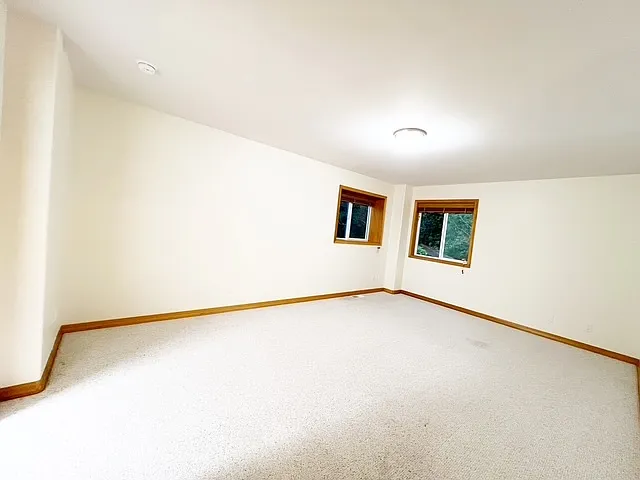 18533 Skog Ct NE — Photo 2