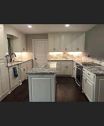 2nd image of 95 Sheryl Dr