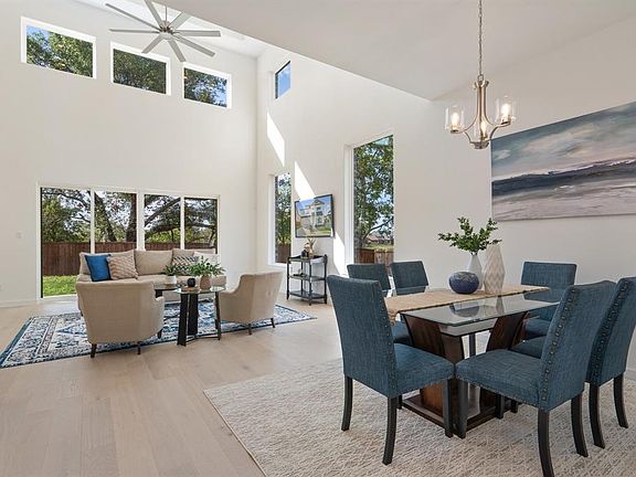 4th image of 2101 Oak Haven Ct
