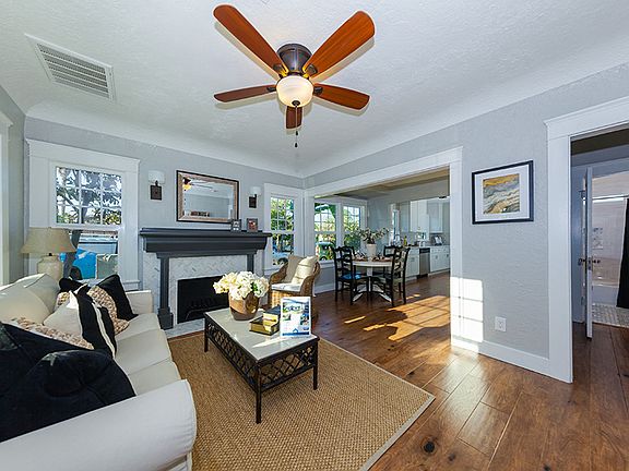 3rd image of 4393 Wilson Ave