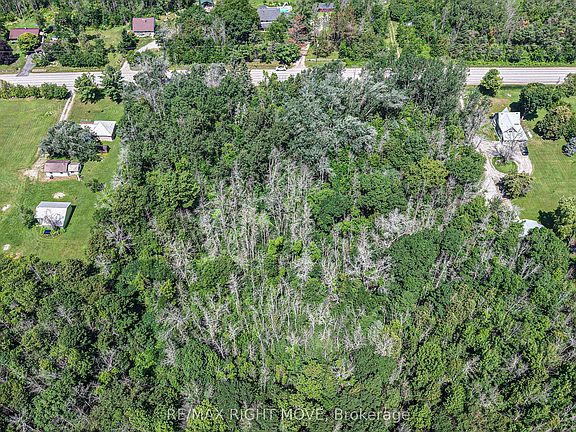 2nd image of 1197 Upper Big Chute Rd