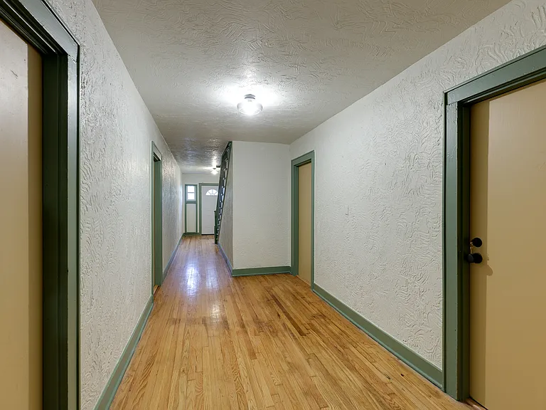 420 NW 26th St #2 — Photo 11