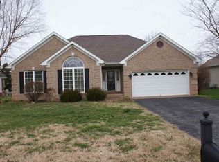 926 Bogey Way, Bowling Green, KY 42104