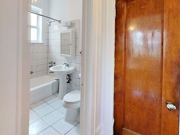 4th image of 30-54 36th St